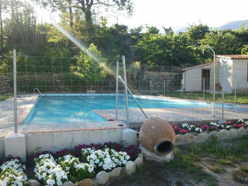 Hotel Valle Del Jerte Los Arenales Kültér fotó