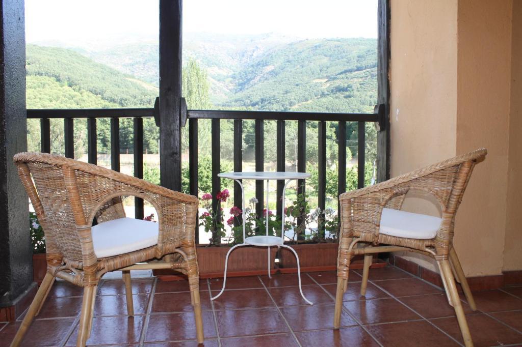 Hotel Valle Del Jerte Los Arenales Szoba fotó